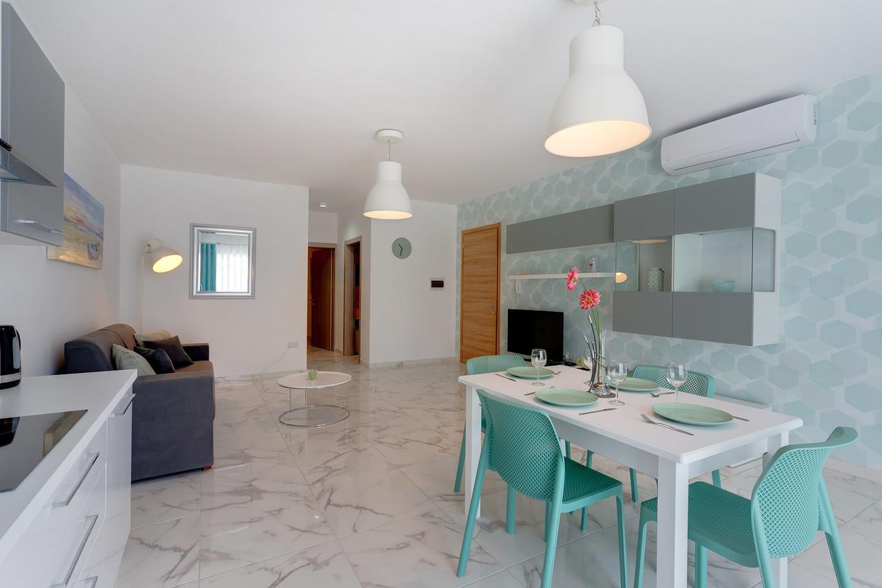 Marvelous 2 Bedroom Apartment By The Sea Qawra Eksteriør billede