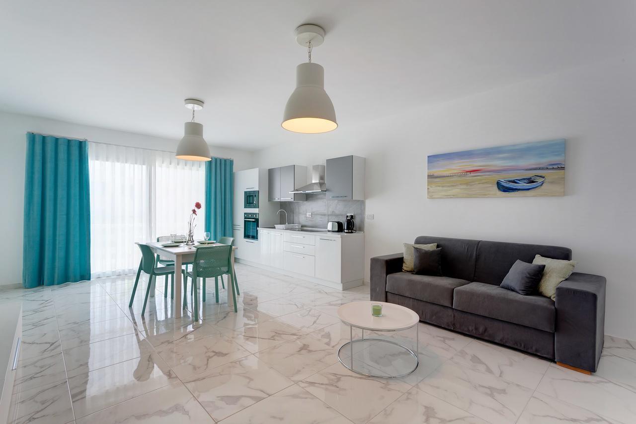 Marvelous 2 Bedroom Apartment By The Sea Qawra Eksteriør billede